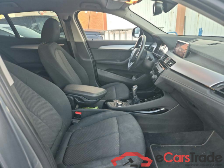 BMW X2 / 2017 / 5P / todoterreno sDrive18d #6