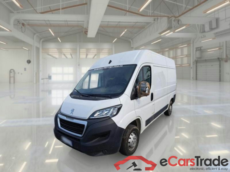 PEUGEOT BOXER / 2014 / 4P / FURGONE 333 L2H2 2.2 BLUEHDI 140CV SeS