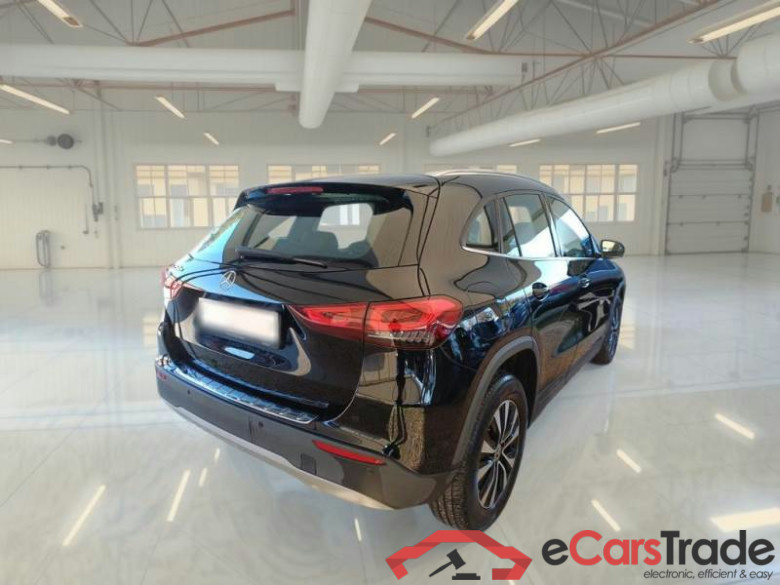 MERCEDES-BENZ GLA / 2020 / 5P / CROSSOVER GLA 250 AUTOMATIC EQ-POWER BUS EXTRA #2