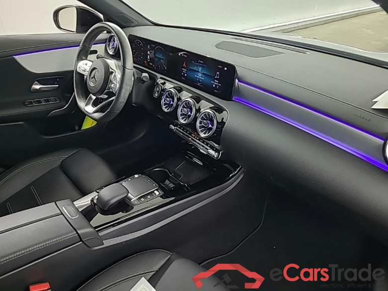 MERCEDES-BENZ CLA CLA 200 DCT AMG Line 4D 120kW #6
