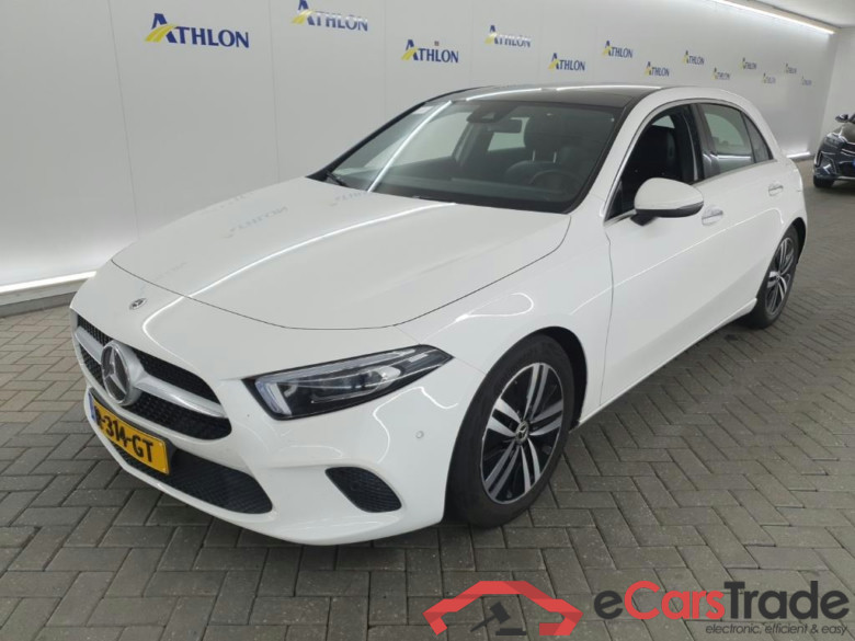 MERCEDES-BENZ A-klasse A 180 7G-DCT Business Solution Luxury 5D 100kW
