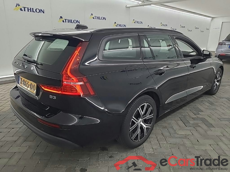 VOLVO V60 B3 Automaat Essential Edition 5D 120kW #3