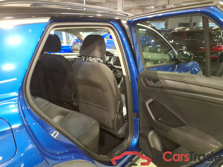 VOLKSWAGEN T-ROC 1.5 TSI ACTIVE #5