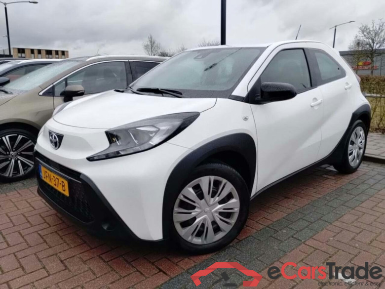 TOYOTA Aygo X 1.0 VVT-i MT Play