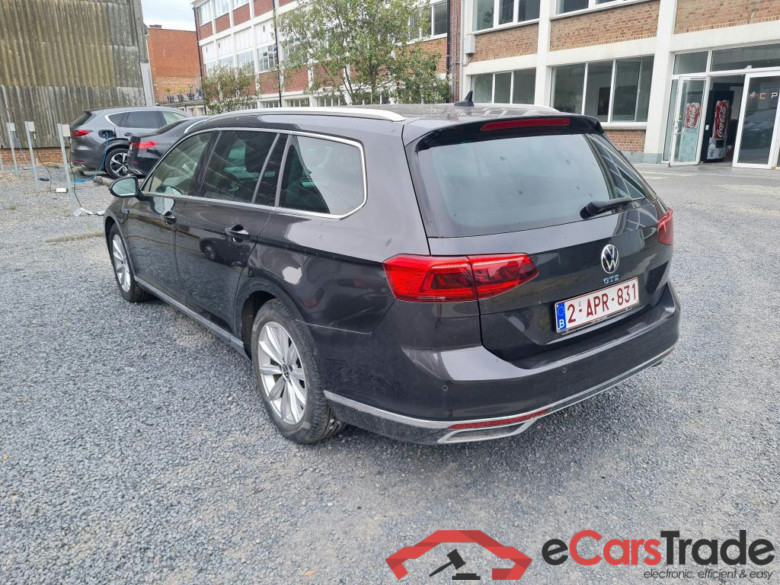 Volkswagen Passat Variant 1.4 TSI Hybrid GTE Aut. Pano IQ.Light Virtual Ambient ACC Navi Sport-Seats KeylessGo Klima PDC ... #4