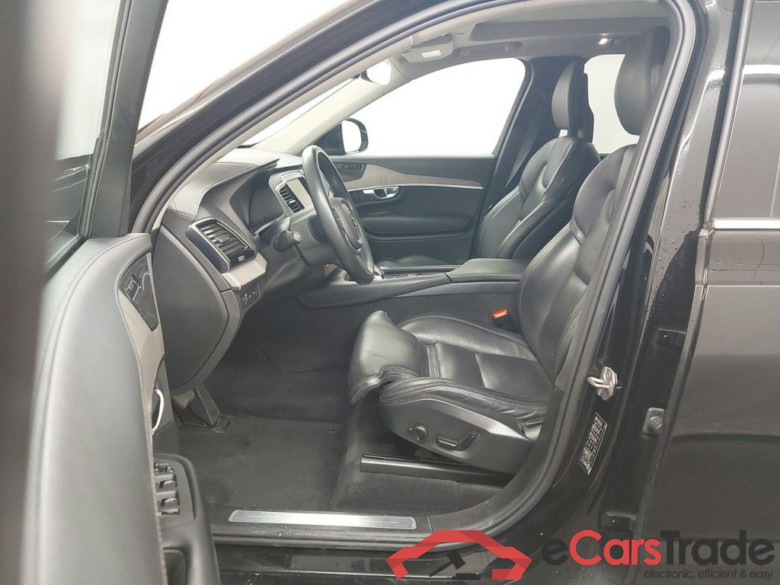 Volvo XC90 2.0 T8 4WD Geartronic Inscription 7PL. 5d #3