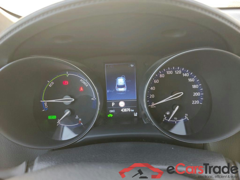 TOYOTA C-HR / 2019 / 5P / todoterreno 1.8 125H Advance #4
