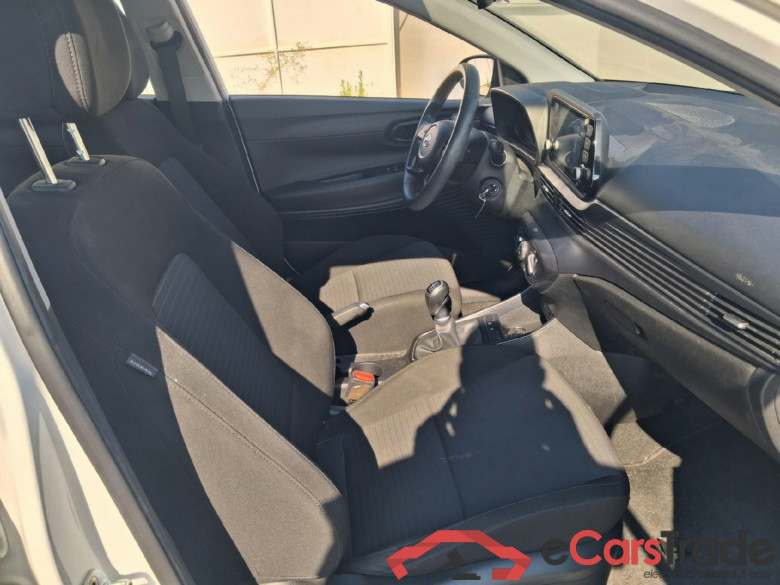 HYUNDAI i20 / 2020 / 5P / berlina con portón 1.0 TGDI 74kW (100CV) Klass #6