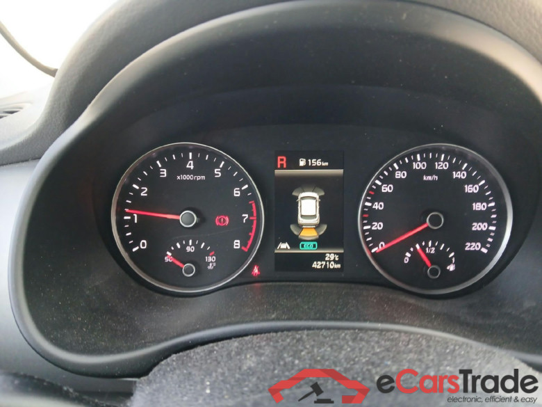 KIA Stonic / 2017 / 5P / todoterreno 1.0 T-GDi 74kW (100CV) MHEV iMT Drive #4
