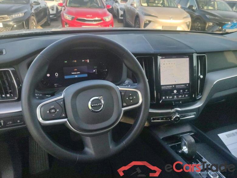 VOLVO XC60 / 2017 / 5P / todoterreno 2.0 T6 AWD Recharge Inscription Exp Auto #3