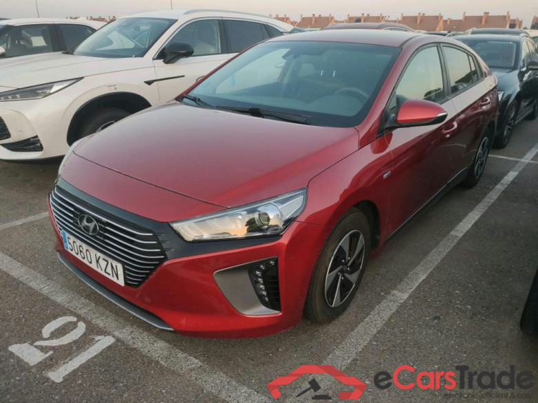 HYUNDAI IONIQ / 2016 / 5P / berlina con portón 1.6 GDI HEV Klass DCT #1
