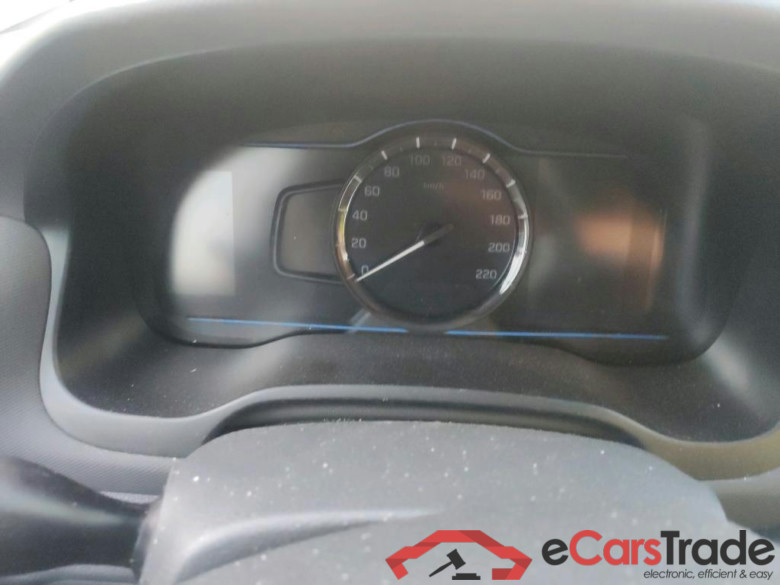 HYUNDAI IONIQ / 2016 / 5P / berlina con portón 1.6 GDI HEV Klass DCT #4