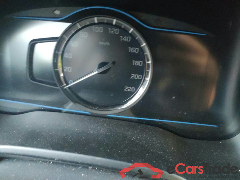 HYUNDAI IONIQ / 2016 / 5P / berlina con portón 1.6 GDI HEV Klass DCT #5