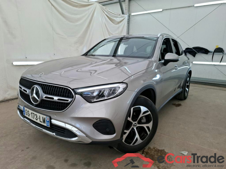 MERCEDES-BENZ GLC / 2022 / 5P / SUV GLC 300 e Business Line 4MATIC