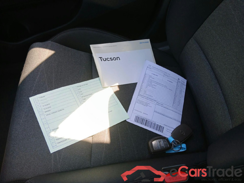 HYUNDAI Tucson / 2018 / 5P / todoterreno 1.6 CRDI 85kW (116CV) 48V Tecno 4X2 #5
