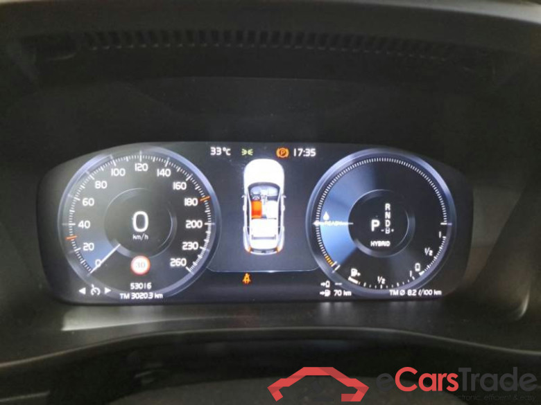 VOLVO XC40 / 2017 / 5P / SUV T4 PLUG-IN HYBRID AUTO RECH INSCRIP EXPR #4