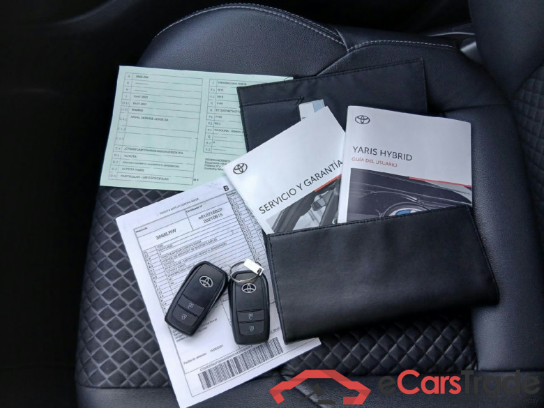 TOYOTA Yaris / 2020 / 5P / berlina con portón 1.5 120H Style #5
