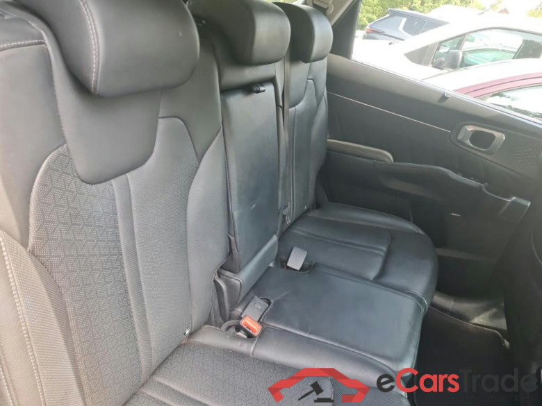 KIA SORENTO 1.6 PHEV PACE 4WD AUTO #6