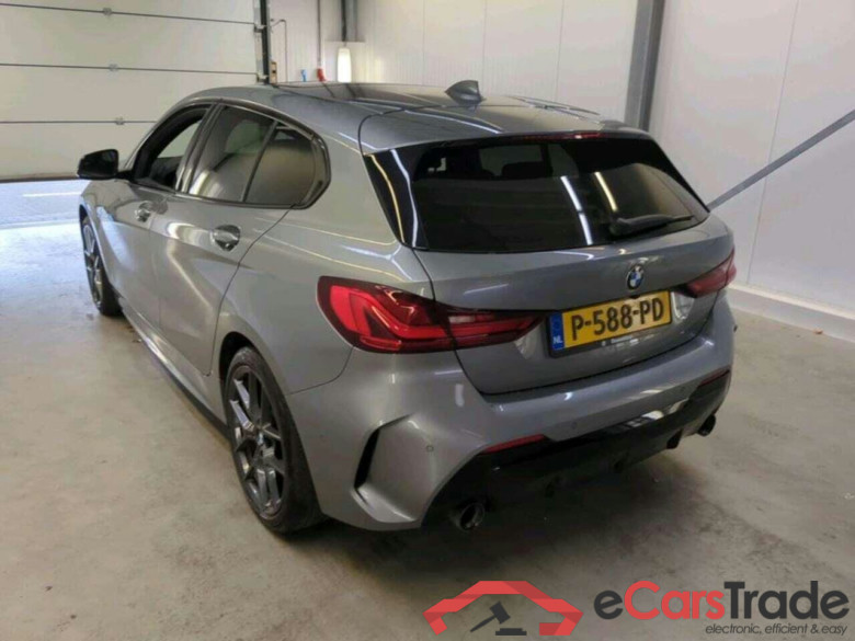 BMW 1-serie 120i Executive #6