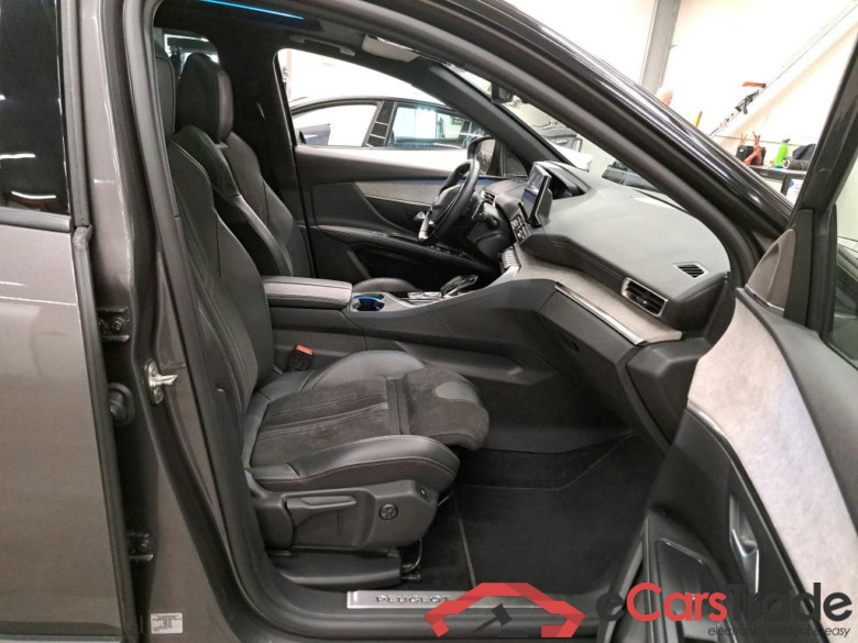 PEUGEOT - PEU 5008 1.2 PureTech 130PK EAT8 GT With Climatic & Navigation & Pack Black & Pano Roof & Trailer Towing Hook  * PETROL * #3