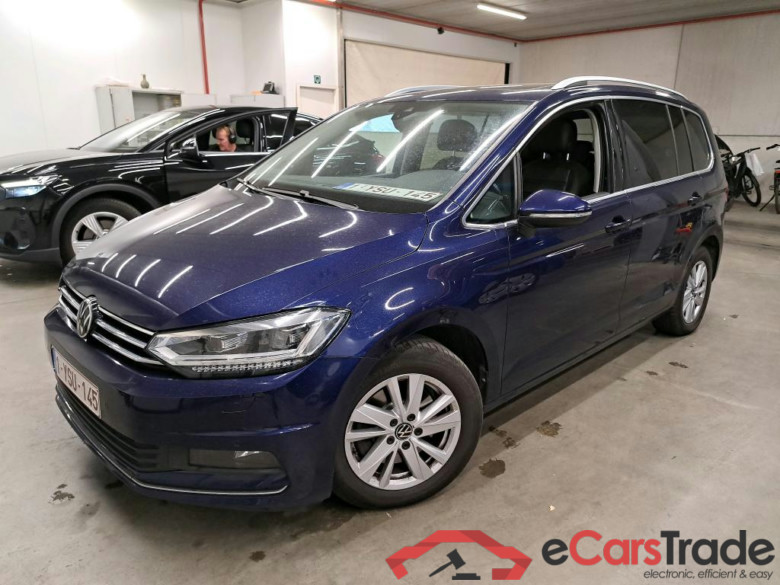VOLKSWAGEN - VW  TOURAN TSi 150PK DSG Highline Pack Business With Vienna Leather Heated Seats & Nav Discover Media & App Connect & LAne Assist & Two Individual Rear Seats & Easy Open & Power Foldable Towing Hook   * PETROL *