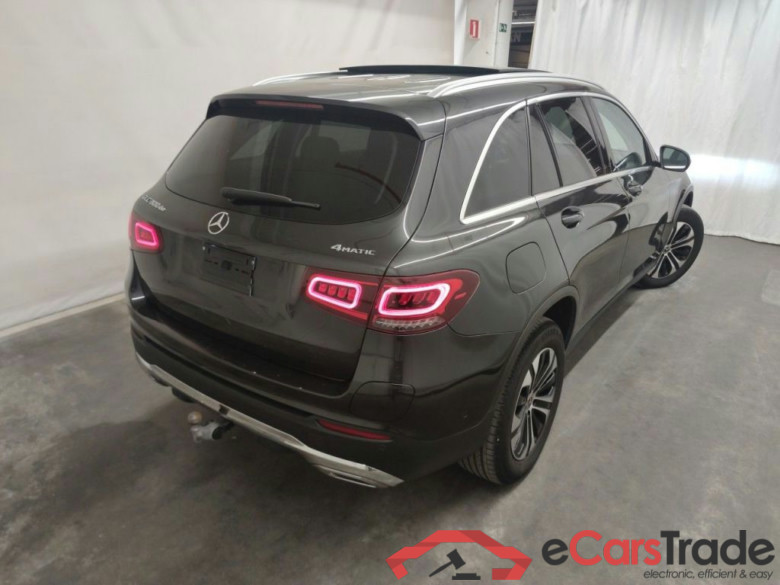Mercedes-Benz GLC GLC 300 de Business Solution 4MATIC 5d #2