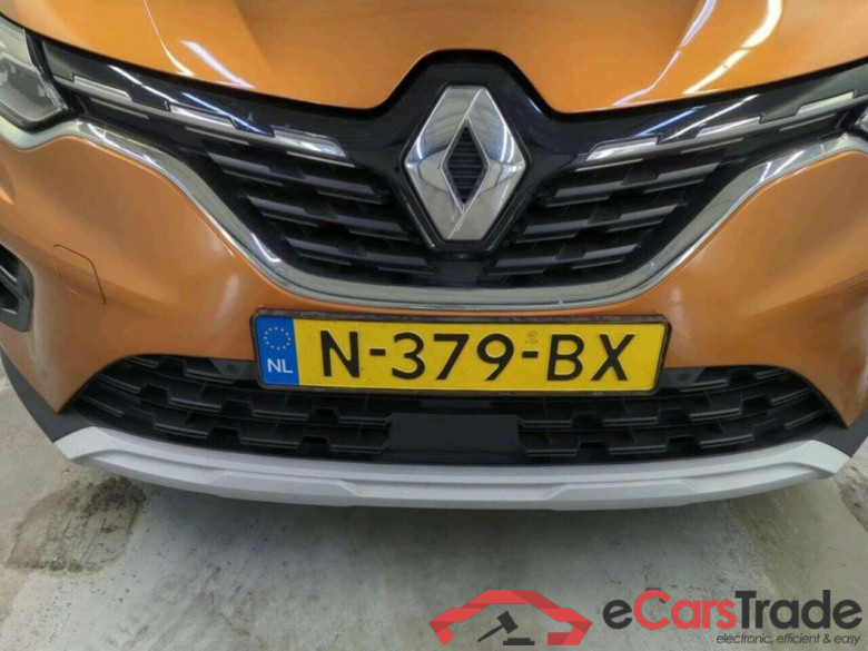 RENAULT Captur 1.3 TCe Intens #4