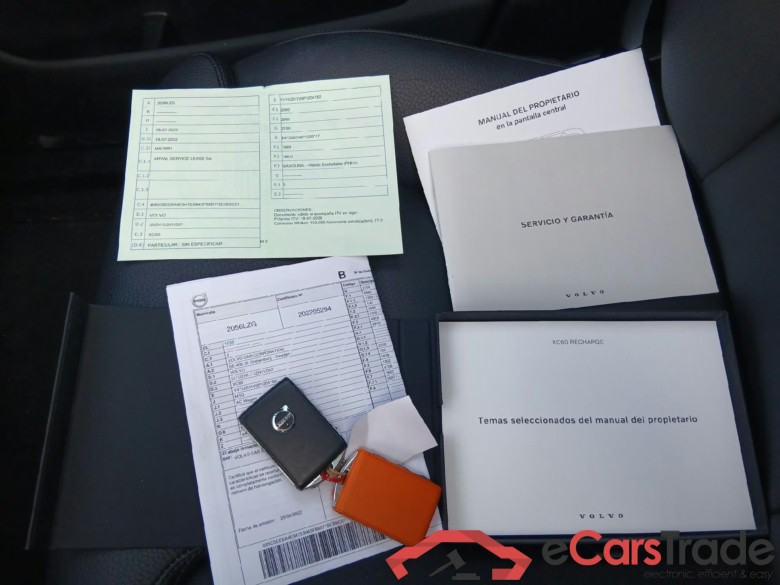 VOLVO XC60 2.0 T6 AWD Recharge Plus Dark Auto #5
