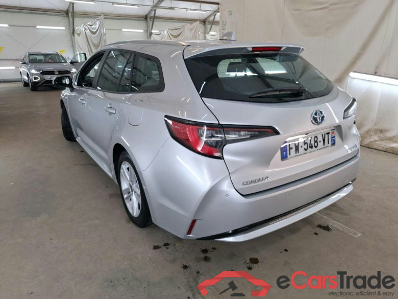 TOYOTA Corolla Touring Sports / 2018 / 5P / Break Hybride 122h Dynamic Business Stage Acad #2