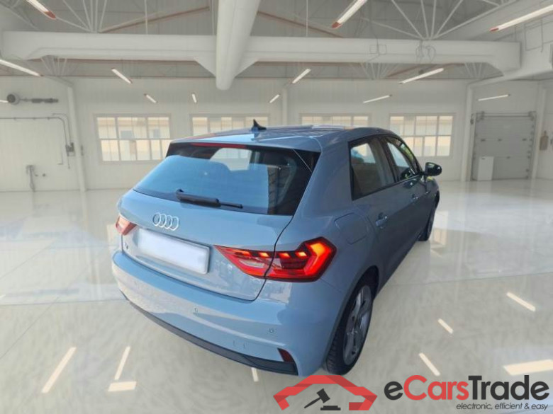AUDI A1 / 2018 / 5P / BERLINA 30 TFSI ADMIRED SPORTBACK #2