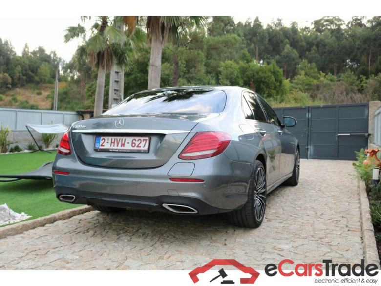 MERCEDES-BENZ E 300 de PHEV Business Solution AMG #4