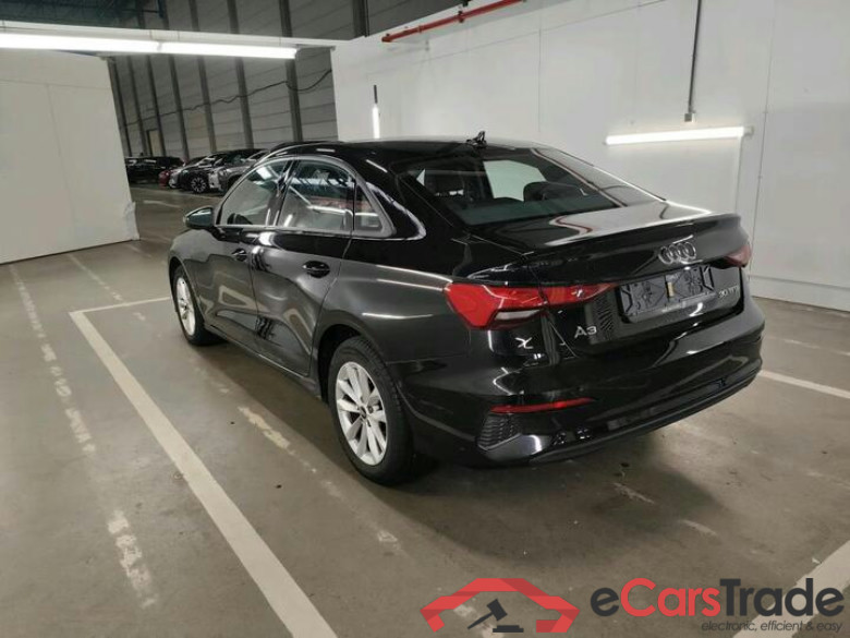 Audi A3 BERLINE A3 Berline 1.0 TFSi 30 Stronic Attraction (Mild Hybrid) 81kW/110pk  4D/P Auto-7 - CO2 indicatief #3