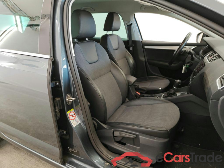 Skoda Octavia Combi 1.5 TSI Greentech Business Edition DSG 5d #3