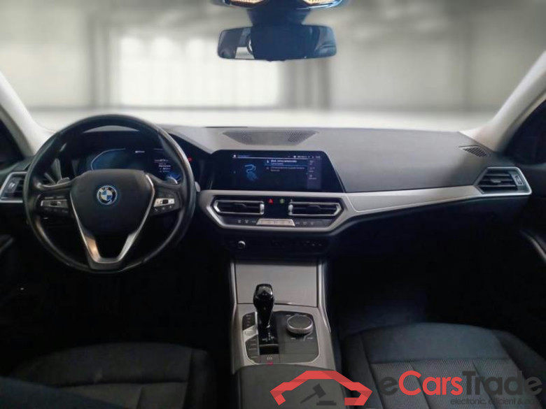 BMW SERIE 3 / 2018 / 4P / BERLINA 330E BUSINESS ADVANTAGE AUT. #3