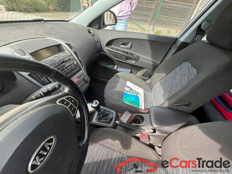 KIA Cee'd SW Dsl Cee'd SW 1.6 Turbo CRDi VGT EX #5