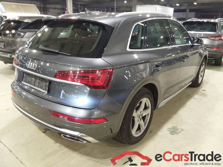 AUDI Q5 2.0 35 TDI S TRONIC BUSINESS ED. S LINE #1