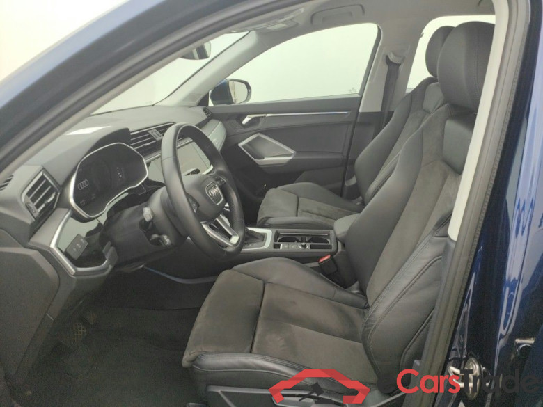 Audi Q3 35 TDI S tronic Advanced Business Editio 5d #3