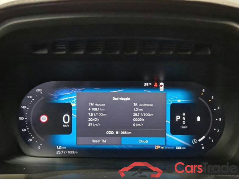 VOLVO XC90 / 2014 / 5P / SUV B5 D AWD AUTOMATICO 7P ULTIMATE DARK #4