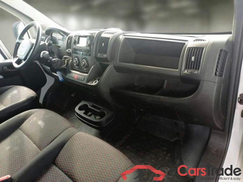 PEUGEOT BOXER / 2014 / 4P / FURGONE 333 L2H2 2.2 BLUEHDI 140CV SeS #3