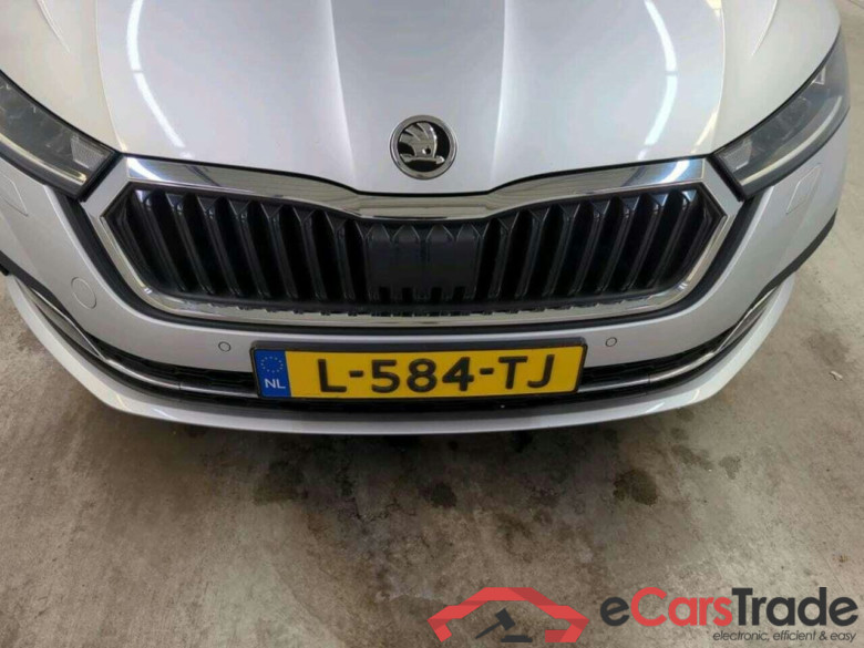 SKODA Octavia Combi 1.0 TSI Bns Ed. Plus #4