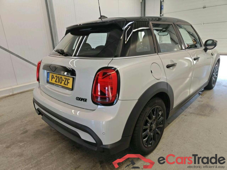 Mini 5-deurs 1.5 Cooper Bns Ed. #2
