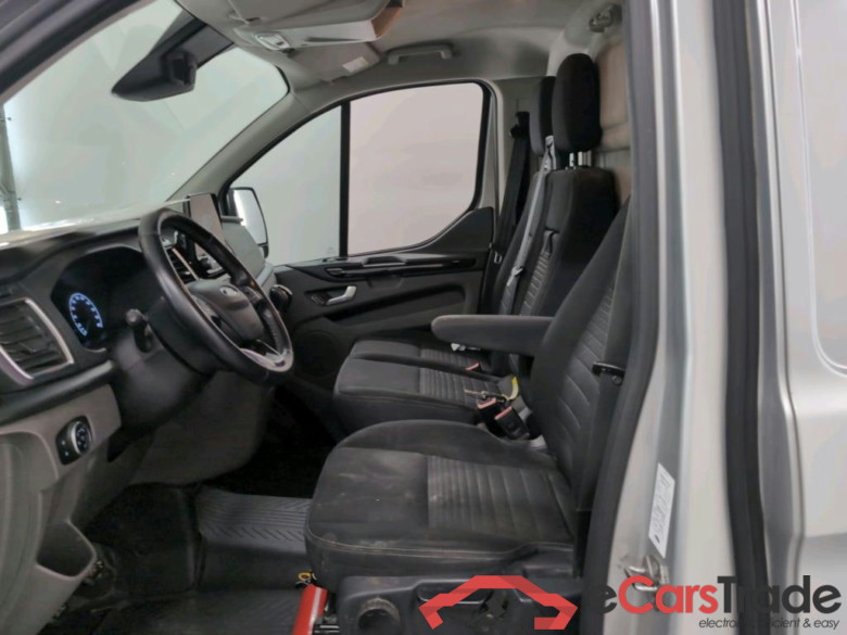FORD TRANSIT CUSTOM 2.0TD 170PS LIMITED FWD 300 SWB #5