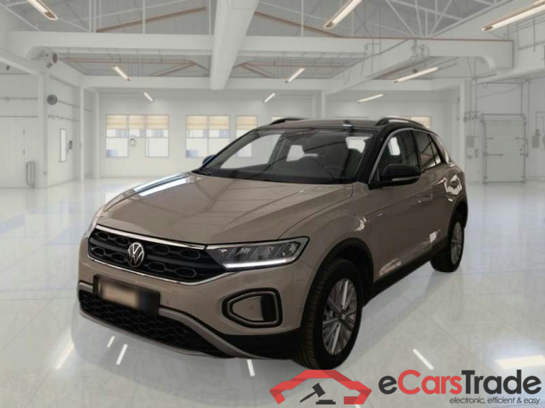 VOLKSWAGEN T-ROC / 2021 / 5P / SUV 2.0 TDI SCR LIFE DSG