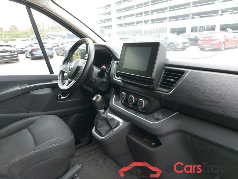 RENAULT - REN TRUCKS TRAFIC B/F RED EDITION L2H1 dCi 150PK EDC DOUBLE CAB  2.8T           ***              GEARBOX OUT   !    GETRIEBE DEFEKT  ! !     *** #3