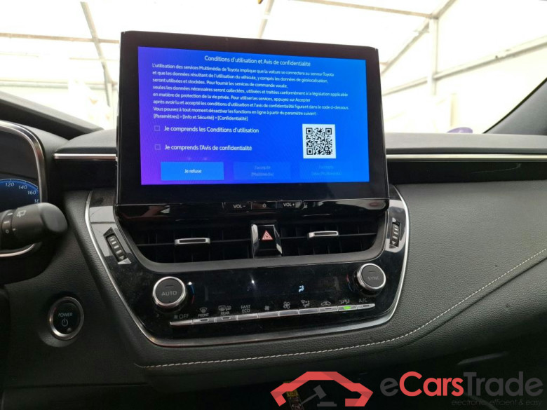 TOYOTA Corolla Touring Sports / 2018 / 5P / Break Hybride 122h Dynamic Business Beyond Zer #6