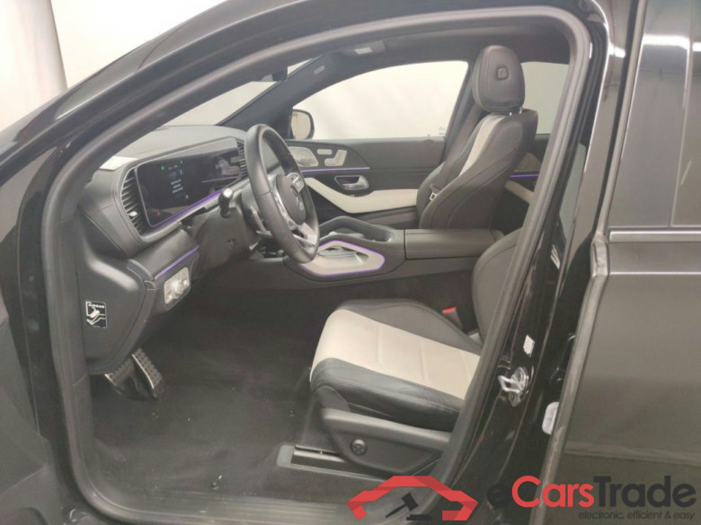 Mercedes-Benz GLE Coupé GLE 300 d 4MATIC 5d #3