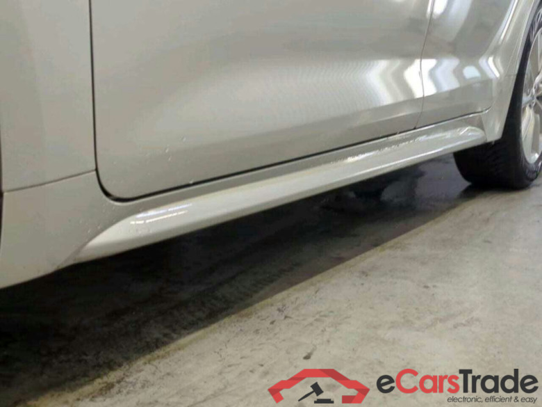 TOYOTA Corolla Touring Sports Hybrid 140 Active #5