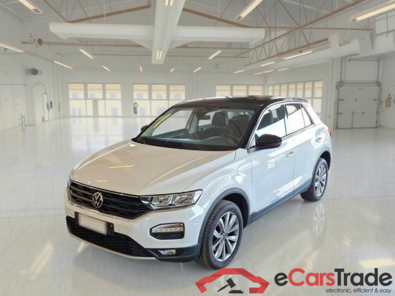 VOLKSWAGEN T-ROC / 2017 / 5P / SUV 2.0 TDI SCR STYLE DSG #1