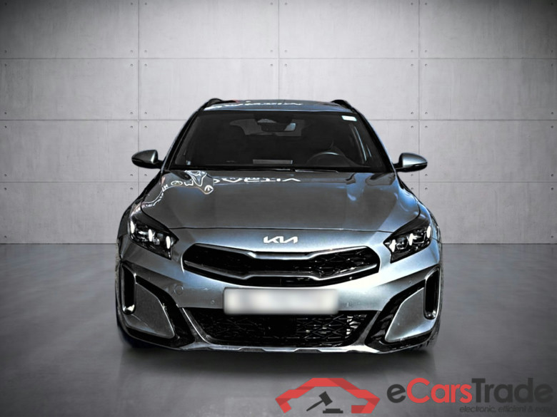 Kia Xceed GT-Line Premium 1.5 T-GDI 140 DCT7 #2