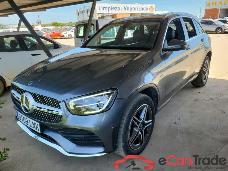 MERCEDES-BENZ Clase GLC / 2019 / 5P / todoterreno GLC 300 de 4MATIC (AC)